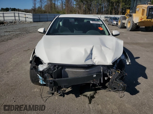 2021 Kia Forte LXS with VIN 3KPF24ADXME372181, listed as a Copart auction lot 49399475 with 18,153 mi miles and Salvage Title. Bid and sale history available at carsss.com. Image 5.