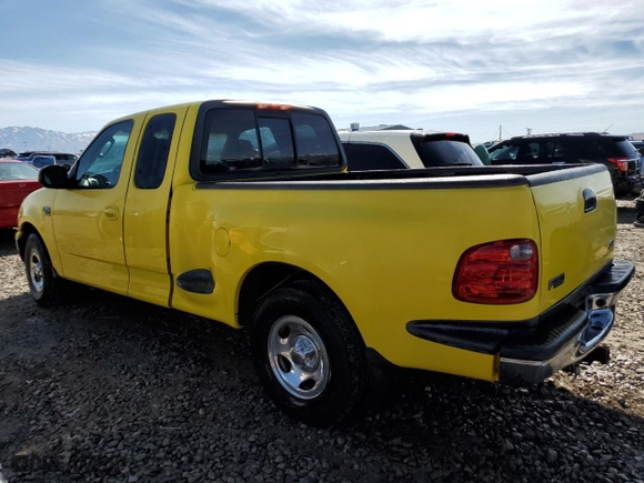 2003 Ford F-150 XL with VIN 1FTRX07W13KD57340, listed as a Copart auction lot 48429005 with 356,017 mi miles and Salvage Title. Bid and sale history available at carsss.com. Image 2.