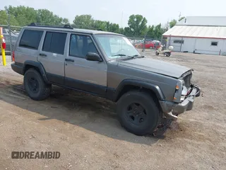 2000 Jeep Cherokee with VIN 1J4FF48S5YL159414, listed as a IAAI auction lot 42416639 with 177,932 mi miles and . Bid and sale history available at DreamBid. Image 1.