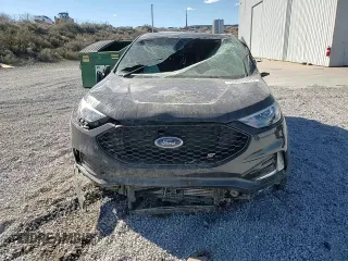 2021 Ford Edge ST z VIN 2FMPK4AP8MBA57400, wystawiony jako Copart lot #50099815 z przebiegiem Nie podano mil oraz Szkoda całkowita • Salvage title. Historia ofert i sprzedaży dostępna na DreamBid. Obrazek 10.