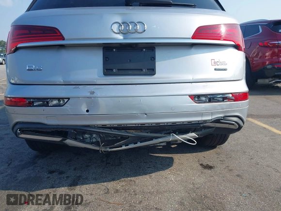 2021 Audi Q5 Premium with VIN WA1AAAFY4M2004691, listed as a IAAI auction lot 42393635 with 17,802 mi miles and . Bid and sale history available at DreamBid. Image 6.
