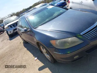 2006 Acura RL with VIN JH4KB16506C008942, listed as a IAAI auction lot 41907041 with 262,235 mi miles and . Bid and sale history available at DreamBid. Image 1.
