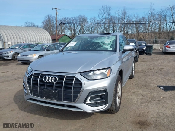 2023 Audi Q5 Premium with VIN WA1ABAFY0P2160860, listed as a IAAI auction lot 41621227 with 19,134 mi miles. Bid and sale history available at carsss.com. Image 6.