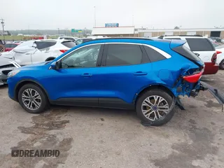 2021 Ford Escape SEL z VIN 1FMCU9H6XMUA63812, wystawiony jako IAAI lot #42418390 z przebiegiem 88 263 mil mil oraz . Historia ofert i sprzedaży dostępna na DreamBid. Obrazek 15.