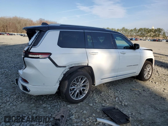 2023 Jeep Grand Cherokee Summit Reserve with VIN 1C4RJKEG8P8723399, listed as a Copart auction lot 51033365 with 32,689 mi miles and Salvage title. Bid and sale history available at DreamBid. Image 3.