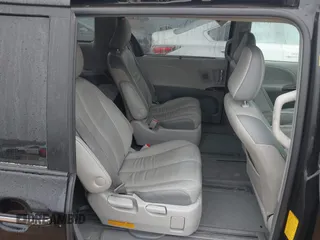 2012 Toyota Sienna XLE with VIN 5TDDK3DC3CS030466, listed as a IAAI auction lot 41914368 with 174,512 mi miles. Bid and sale history available at carsss.com. Image 8.