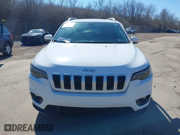 2019 Jeep Cherokee Latitude with VIN 1C4PJMCX7KD146578, listed as a IAAI auction lot 41709586 with 61,134 mi miles. Bid and sale history available at carsss.com. Image 13.