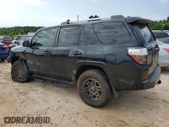 2020 Toyota 4Runner SR5 with VIN JTEBU5JR6L5753722, listed as a Copart auction lot 58841615 with 90,985 mi miles and Salvage title. Bid and sale history available at DreamBid. Image 2.