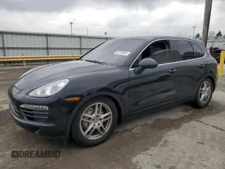 2014 Porsche Cayenne S z VIN WP1AB2A25ELA58233, wystawiony jako Copart lot #52733455 z przebiegiem 144 344 mil mil oraz Tytuł czysty. Historia ofert i sprzedaży dostępna na DreamBid. Obrazek 1.