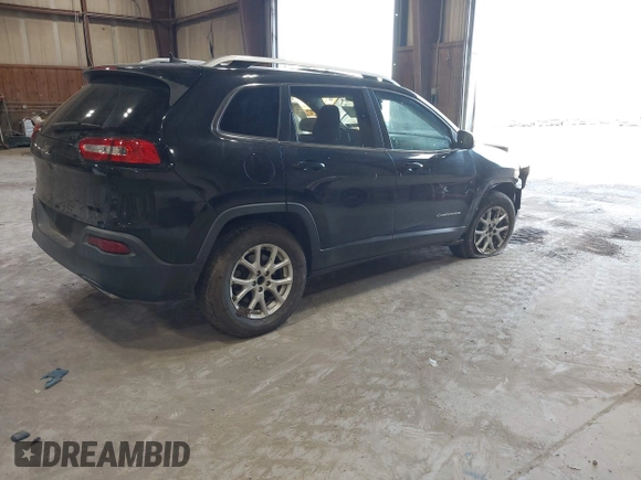2016 Jeep Cherokee Latitude z VIN 1C4PJMCS3GW241848, wystawiony jako IAAI lot #42085623 z przebiegiem 95 477 mil mil oraz . Historia ofert i sprzedaży dostępna na DreamBid. Obrazek 4.