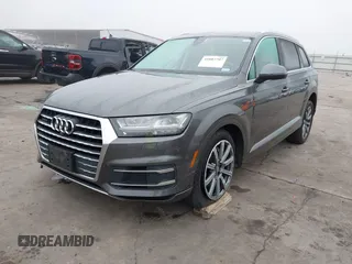 2018 Audi Q7 Premium Plus with VIN WA1LHAF70JD040387, listed as a IAAI auction lot 41087797 with 75,031 mi miles. Bid and sale history available at carsss.com. Image 21.