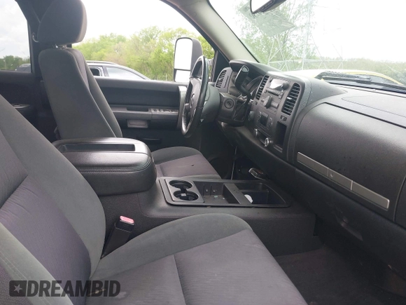 2008 GMC Sierra 1500 SLE1 z VIN 2GTEK19J781140144, wystawiony jako IAAI lot #42150790 z przebiegiem 186 929 mil mil oraz . Historia ofert i sprzedaży dostępna na DreamBid. Obrazek 5.