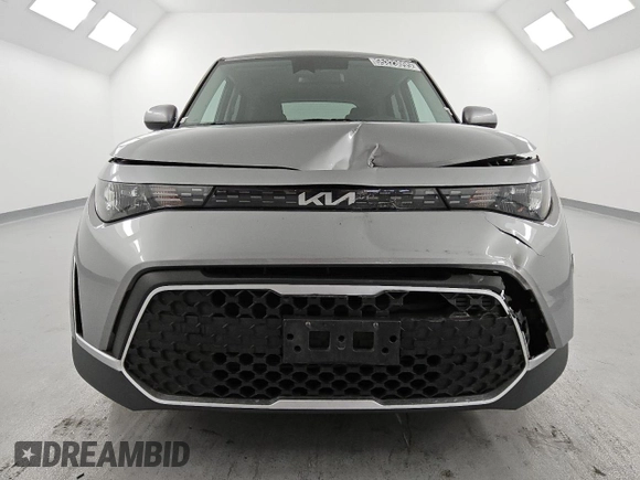 2023 Kia Soul LX with VIN KNDJ23AU0P7869958, listed as a Copart auction lot 55323095 with 61,995 mi miles and Clean Title. Bid and sale history available at DreamBid. Image 5.