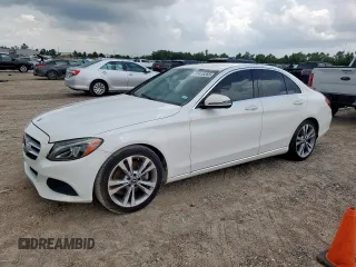 2018 Mercedes-Benz C 300 z VIN 55SWF4JB6JU245144, wystawiony jako Copart lot #61415265 z przebiegiem 81 515 mil mil oraz Szkoda całkowita • Salvage title. Historia ofert i sprzedaży dostępna na DreamBid. Obrazek 1.