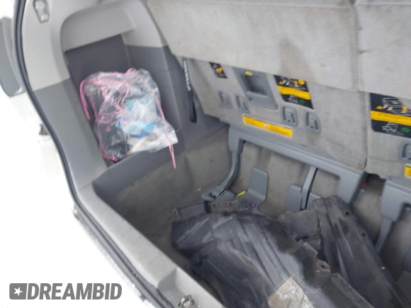 2013 Toyota Sienna XLE with VIN 5TDDK3DC2DS053559, listed as a IAAI auction lot 41299824 with 175,611 mi miles and . Bid and sale history available at DreamBid. Image 12.