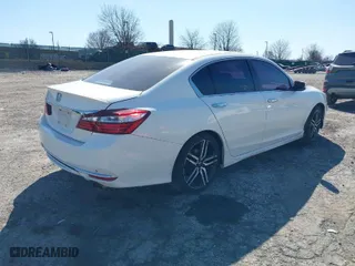 2017 Honda Accord Sedan Sport with VIN 1HGCR2F53HA304903, listed as a IAAI auction lot 41770593 with 1 mi miles. Bid and sale history available at carsss.com. Image 4.