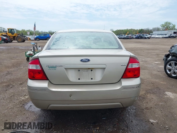2006 Ford Five Hundred SEL with VIN 1FAFP24186G186073, listed as a IAAI auction lot 42156007 with 283,655 mi miles. Bid and sale history available at carsss.com. Image 16.