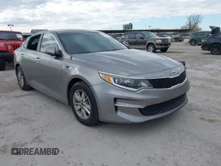 2017 Kia Optima LX with VIN 5XXGT4L39HG134180, listed as a IAAI auction lot 41370144 with 207,442 mi miles. Bid and sale history available at carsss.com. Image 1.