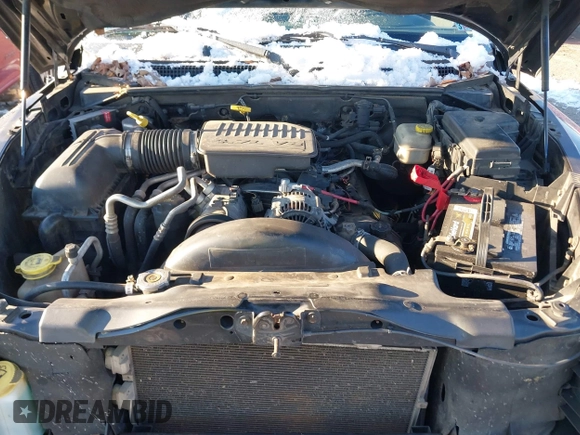 2006 Dodge Dakota SLT z VIN 1D7HW48N96S671842, wystawiony jako IAAI lot #41286872 z przebiegiem 192 914 mil mil oraz . Historia ofert i sprzedaży dostępna na DreamBid. Obrazek 10.