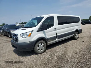 2018 Ford Transit Passenger XL z VIN 1FBZX2YG3JKB06453, wystawiony jako Copart lot #57518745 z przebiegiem 137 724 mil mil oraz Tytuł czysty. Historia ofert i sprzedaży dostępna na DreamBid. Obrazek 1.