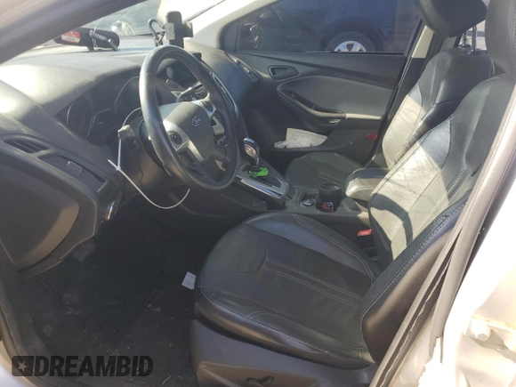 2013 Ford Focus SE with VIN 1FADP3K29DL193840, listed as a Copart auction lot 43199415 with 158,153 mi miles and Salvage Title. Bid and sale history available at carsss.com. Image 7.