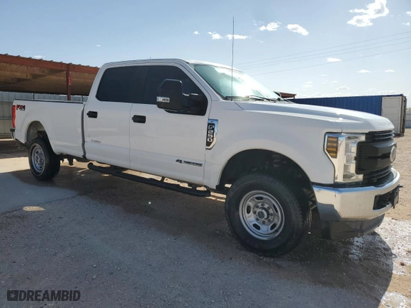 2019 Ford Super Duty F-250 SRW XL with VIN 1FT7W2BT9KEG70622, listed as a Copart auction lot 52151175 with 188,072 mi miles and Clean Title. Bid and sale history available at carsss.com. Image 4.