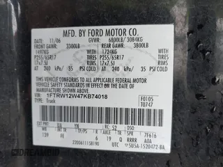 2007 Ford F-150 XLT with VIN 1FTRW12W47KB74018, listed as a IAAI auction lot 42357210 with 242,184 mi miles and . Bid and sale history available at DreamBid. Image 9.