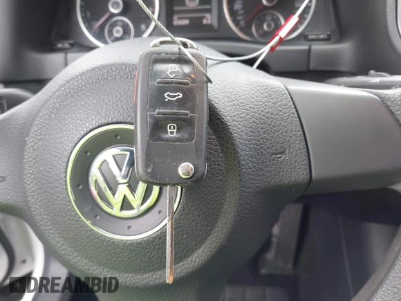 2017 Volkswagen Tiguan S with VIN WVGAV7AX8HK046181, listed as a IAAI auction lot 42493160 with 65,609 mi miles and . Bid and sale history available at DreamBid. Image 11.