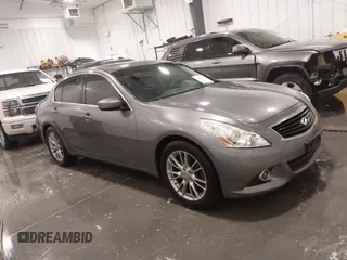 2013 Infiniti G37 x with VIN JN1CV6AR8DM350993, listed as a IAAI auction lot 41997833 with 171,665 mi miles. Bid and sale history available at carsss.com. Image 1.