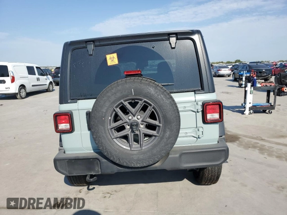 2024 Jeep Wrangler Sport S z VIN 1C4PJXAN9RW138743, wystawiony jako Copart lot #75490194 z przebiegiem 16 573 mil mil oraz Szkoda całkowita • Salvage title. Historia ofert i sprzedaży dostępna na DreamBid. Obrazek 6.