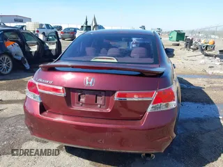2012 Honda Accord EX z VIN 1HGCP2F78CA045261, wystawiony jako IAAI lot #41758958 z przebiegiem 240 532 mil mil oraz . Historia ofert i sprzedaży dostępna na DreamBid. Obrazek 17.