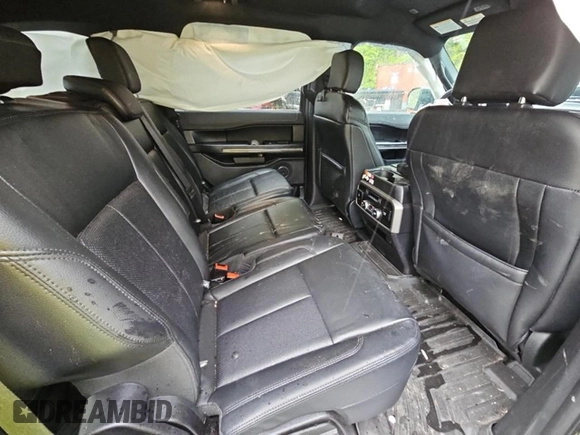 2020 Ford Expedition XLT с VIN 1FMJU1JT8LEA81582, выставлен на аукционе Copart как лот 58670885 с пробегом 47 624 миль миль и Списание • Salvage title. История ставок и продаж доступна на DreamBid. Изображение 6.