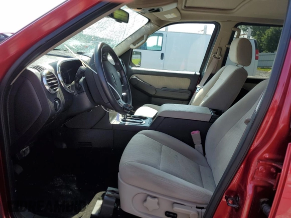 2008 Ford Explorer XLT z VIN 1FMEU73E68UB18368, wystawiony jako Copart lot #59526225 z przebiegiem 118 319 mil mil oraz Szkoda całkowita • Salvage title. Historia ofert i sprzedaży dostępna na DreamBid. Obrazek 7.