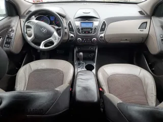 2013 Hyundai Tucson GLS with VIN KM8JU3AC0DU770079, listed as a Copart auction lot 52639835 with 212,894 mi miles and Clean Title. Bid and sale history available at carsss.com. Image 8.