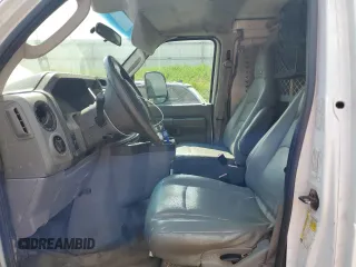2013 Ford Econoline Cargo Commercial with VIN 1FTNE2EW6DDA33129, listed as a Copart auction lot 57098145 with 125,302 mi miles and Clean title. Bid and sale history available at DreamBid. Image 7.