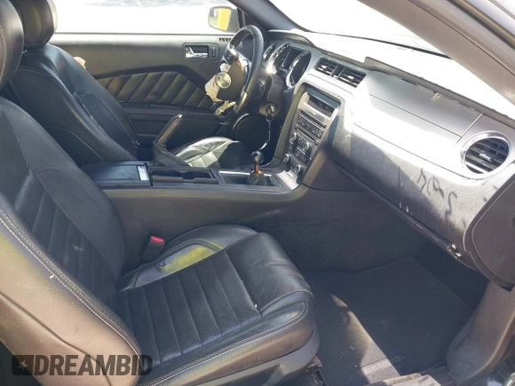 2012 Ford Mustang Premium with VIN 1ZVBP8AM3C5260028, listed as a IAAI auction lot 39198491 with 182,331 mi miles and . Bid and sale history available at DreamBid. Image 5.