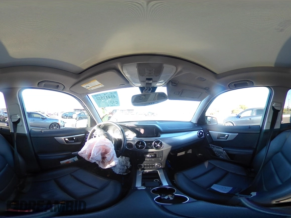 2014 Mercedes-Benz GLK 350 with VIN WDCGG5HB7EG331681, listed as a IAAI auction lot 41411522 with 100,161 mi miles and . Bid and sale history available at carsss.com. Image 18.