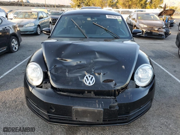 2012 Volkswagen Beetle 2.5L w/Sound/Nav PZEV with VIN 3VWJP7AT1CM623160, listed as a Copart auction lot 88076215 with 112,894 mi miles and Salvage Title. Bid and sale history available at carsss.com. Image 5.