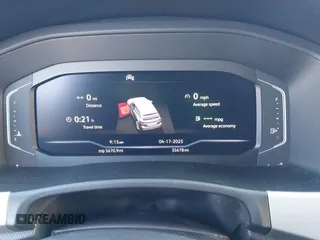 2022 Volkswagen Atlas SE z VIN 1V2KR2CA0NC564914, wystawiony jako IAAI lot #42035604 z przebiegiem 35 678 mil mil oraz . Historia ofert i sprzedaży dostępna na DreamBid. Obrazek 7.