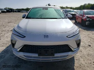 2024 Buick Envista Avenir with VIN KL47LCE25RB066623, listed as a Copart auction lot 68018374 with 6,624 mi miles and Salvage Title. Bid and sale history available at carsss.com. Image 5.