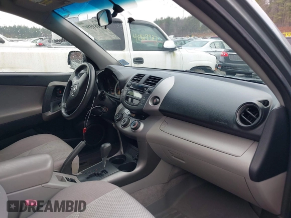 2008 Toyota RAV4 with VIN JTMBD33V586068504, listed as a IAAI auction lot 41815897 with 157,563 mi miles. Bid and sale history available at carsss.com. Image 5.