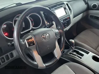 2013 Toyota Tacoma with VIN 5TFTX4CN0DX023945, listed as a IAAI auction lot 42848918 with 322,066 mi miles and . Bid and sale history available at DreamBid. Image 43.