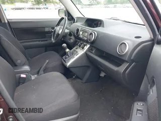 2010 Scion xB z VIN JTLZE4FE6A1115785, wystawiony jako IAAI lot #42353481 z przebiegiem 213 429 mil mil oraz . Historia ofert i sprzedaży dostępna na DreamBid. Obrazek 5.