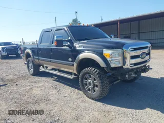 2014 Ford F-250 XL z VIN 1FT7W2BT2EEA24942, wystawiony jako IAAI lot #41955298 z przebiegiem 311 489 mil mil oraz . Historia ofert i sprzedaży dostępna na DreamBid. Obrazek 1.