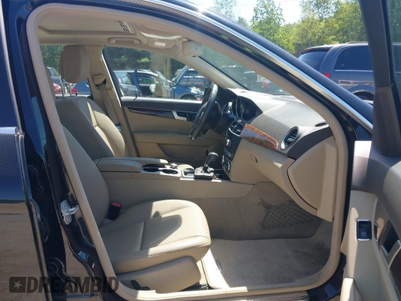 2013 Mercedes-Benz C 300 Sport with VIN WDDGF8ABXDR247478, listed as a IAAI auction lot 42570347 with 97,463 mi miles and . Bid and sale history available at DreamBid. Image 5.