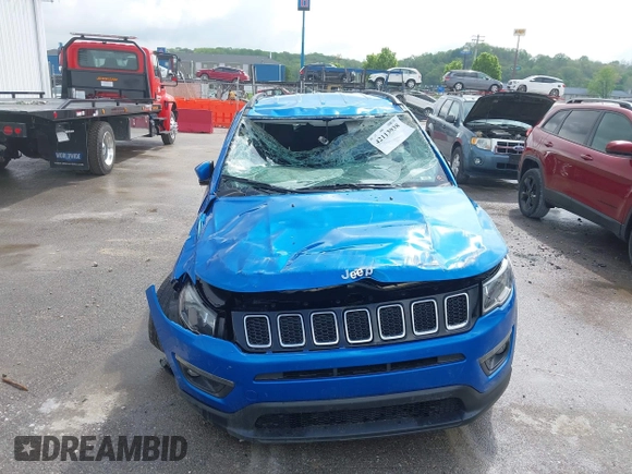 2020 Jeep Compass Latitude with VIN 3C4NJCBB9LT236642, listed as a IAAI auction lot 42113938 with Not provided miles and . Bid and sale history available at DreamBid. Image 12.
