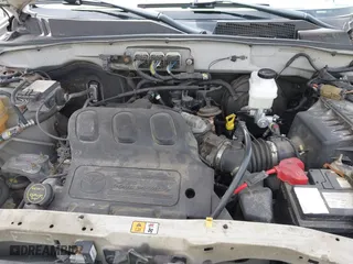 2008 Mazda Tribute Touring with VIN 4F2CZ961X8KM28763, listed as a IAAI auction lot 42048490 with 158,361 mi miles. Bid and sale history available at carsss.com. Image 10.