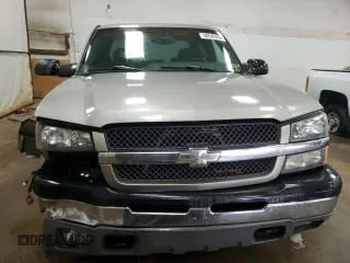 2003 Chevrolet Silverado 1500HD LS z VIN 1GCGK13U43F132922, wystawiony jako Copart lot #68942804 z przebiegiem Nie podano mil oraz Czysty tytuł • Clean title. Historia ofert i sprzedaży dostępna na DreamBid. Obrazek 5.