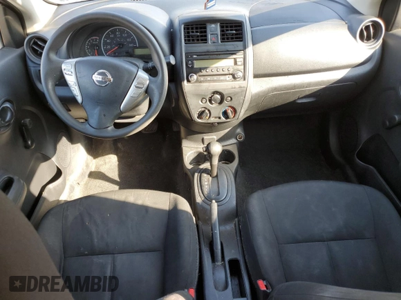 2017 Nissan Versa S Plus z VIN 3N1CN7AP5HL832485, wystawiony jako Copart lot #50320785 z przebiegiem 83 767 mil mil oraz Szkoda całkowita • Salvage title. Historia ofert i sprzedaży dostępna na DreamBid. Obrazek 8.