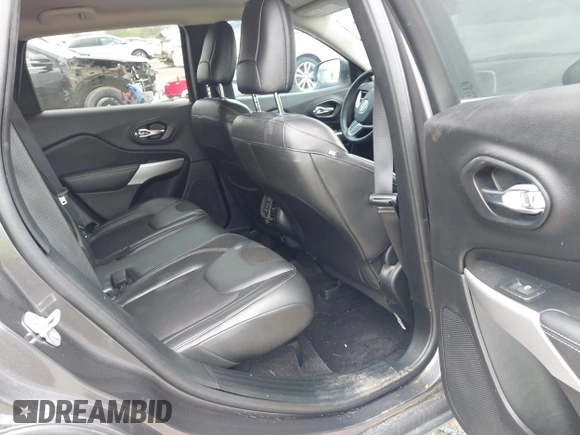 2018 Jeep Cherokee Latitude Plus с VIN 1C4PJLLB5JD510090, выставлен на аукционе IAAI как лот 42245508 с пробегом 69 618 миль миль и . История ставок и продаж доступна на DreamBid. Изображение 8.